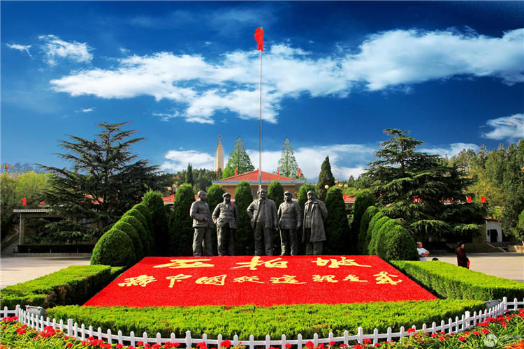 西柏坡精神